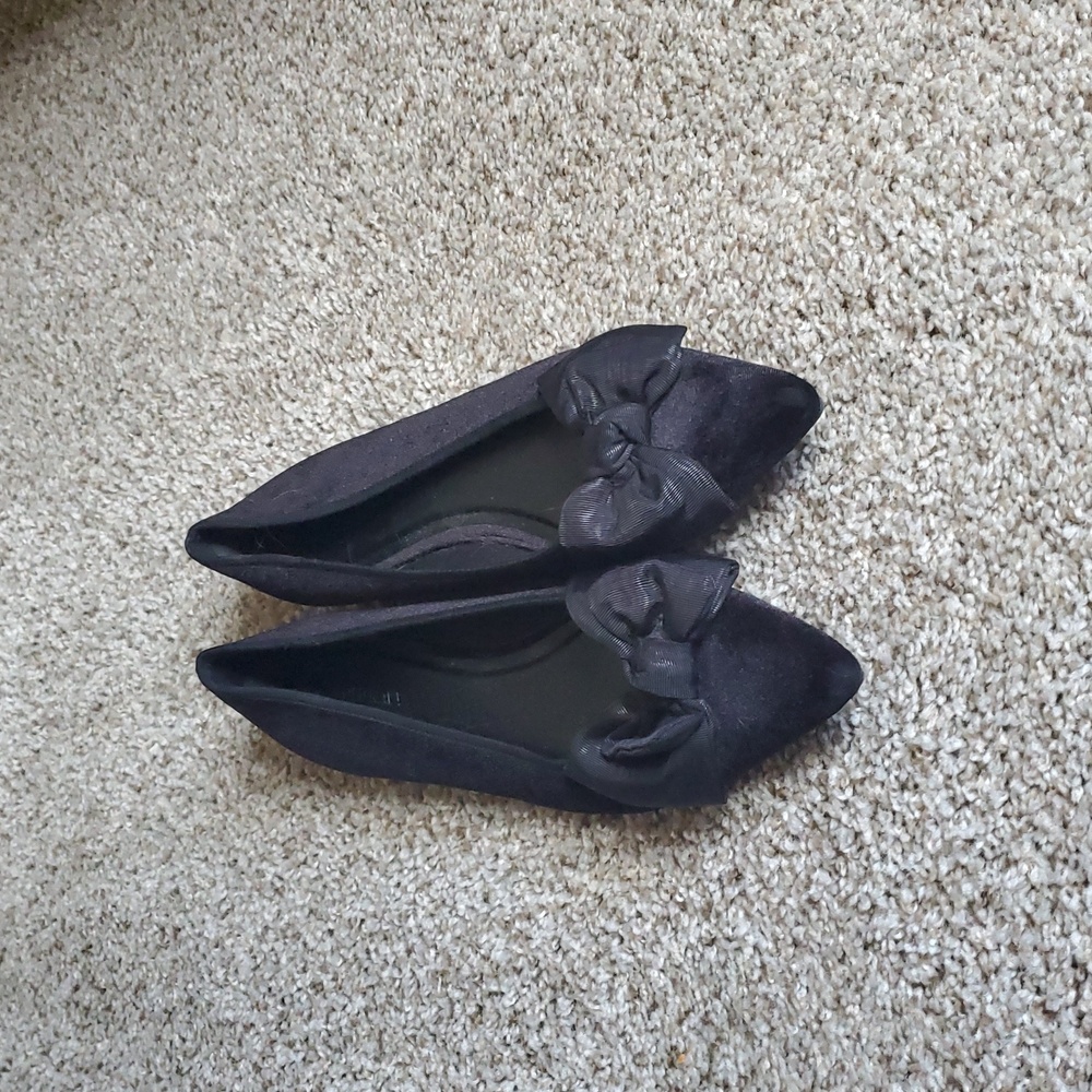 Pointed Bow Ballet Flats - Black